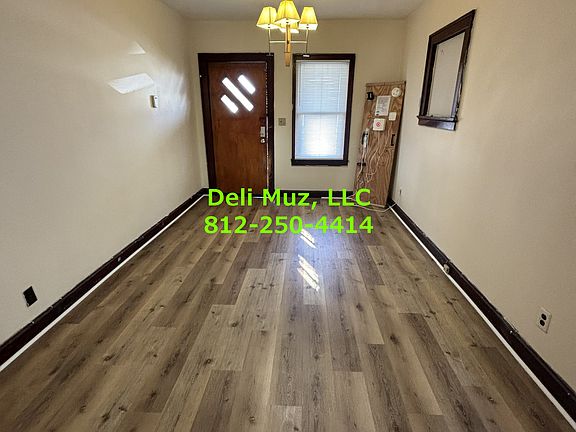 4th image of 703 E Missouri St