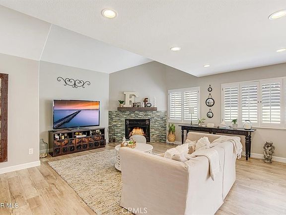 3rd image of 1948 Rory Ln Unit 4