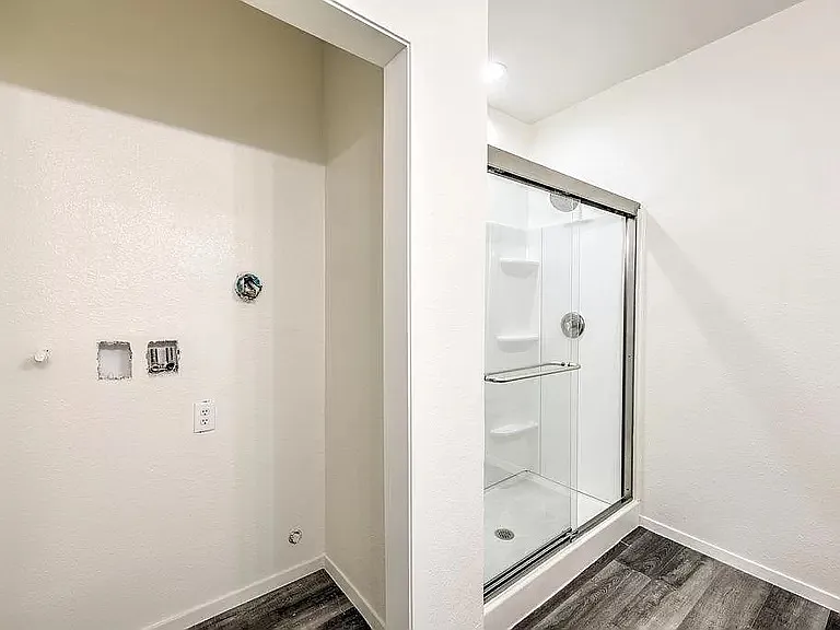 1 bed, 600 sqft, $1,300 — Photo 4
