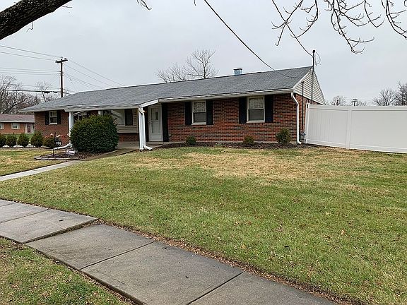 2nd image of 196 Balsam Ct