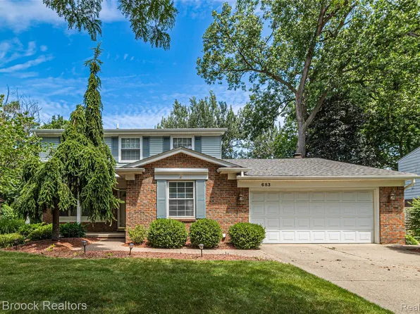 683 Thurber Dr, Troy, MI 48085