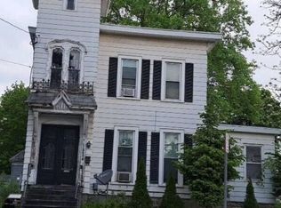 224 Lenox Ave, Oneida, NY 13421