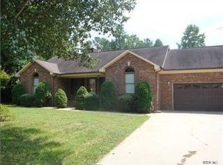 6866 Lowesville Ln, Stanley, NC 28164