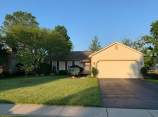 3928 Barleyton Cir, Sylvania, OH 43560