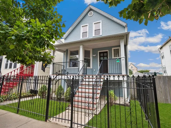 3142 N Christiana Ave, Chicago, IL 60618