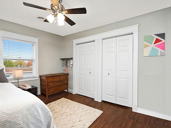 2nd image of 2926 Holmes St APT 2