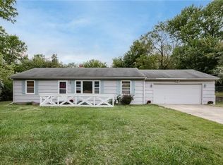 6724 Sycamore Ave, Kansas City, MO 64133