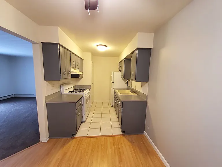 1228 Town Crest Dr — Photo 9
