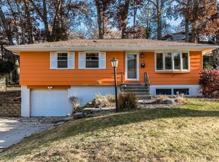 1326 Hertz Dr SE, Cedar Rapids, IA 52403