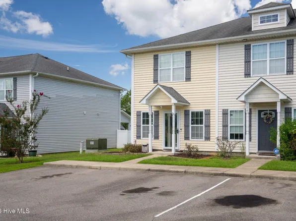 106 Parrot Landing Drive, Hubert, NC 28539