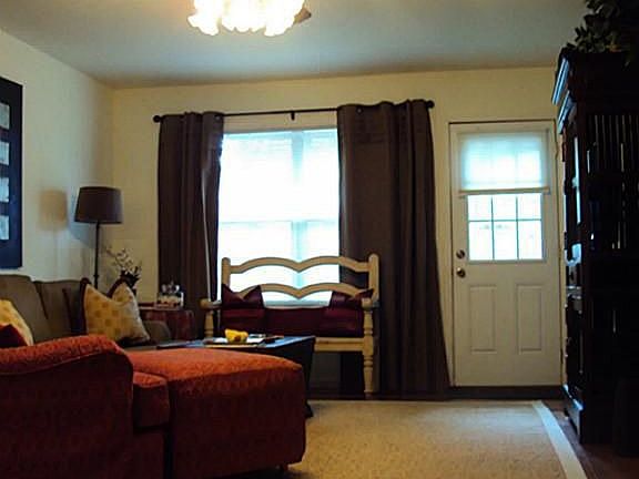 2nd image of 4403 Nenana Dr