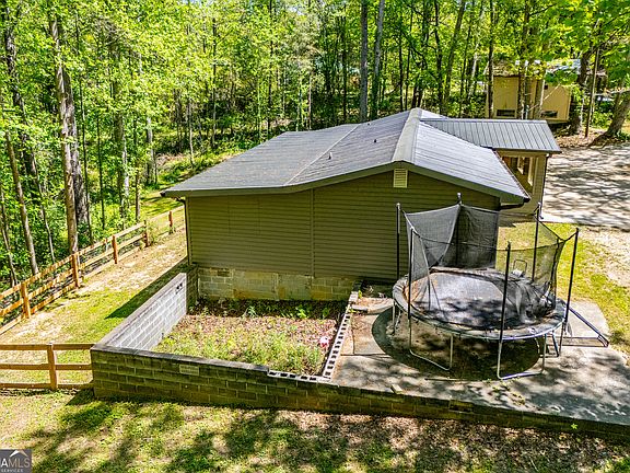 3rd image of 336 Posey Rd