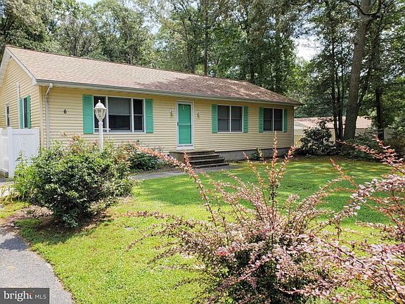 4th image of 6 Oakwood Ct