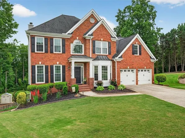 933 Hawk Creek Trl, Lawrenceville, GA 30043