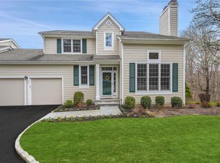 72 Burr Farms Rd, Mount Kisco, NY 10549