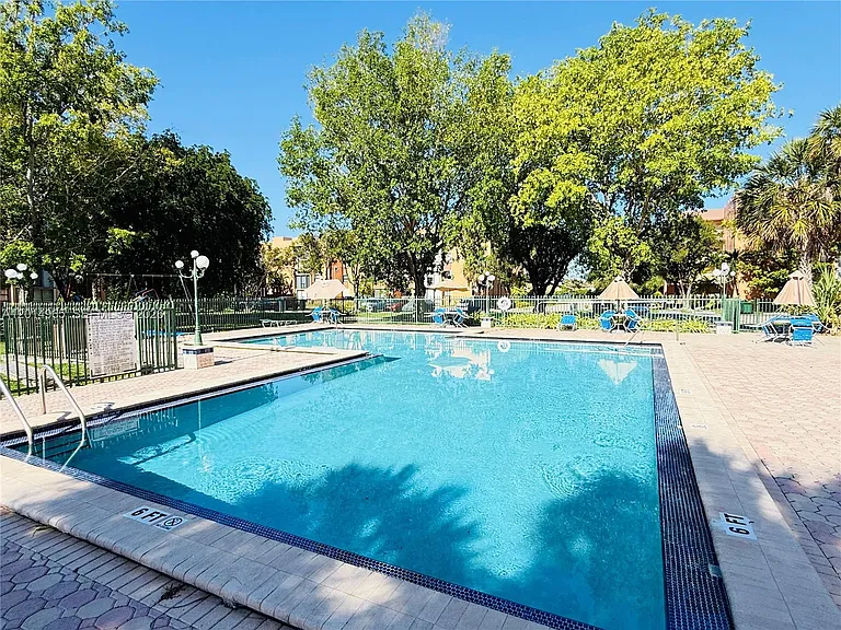 9440 W Flagler St #305 — Photo 21