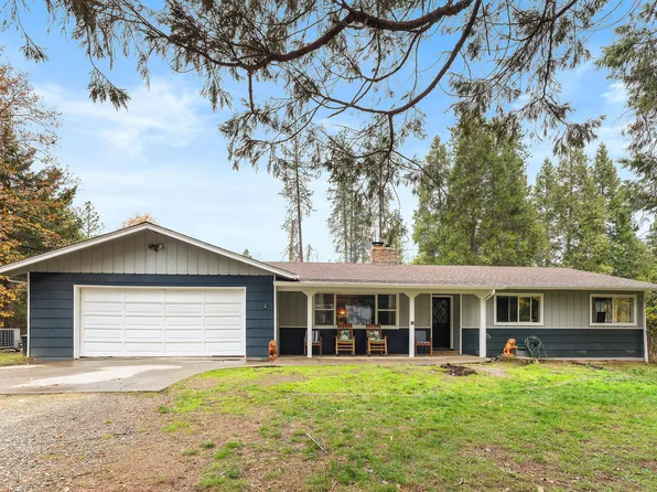 2020 Robertson Bridge Rd, Grants Pass, OR 97526
