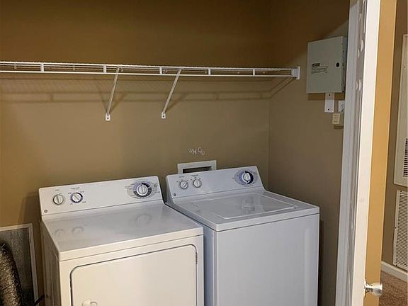 4th image of 303 Helen Keller Blvd APT A211