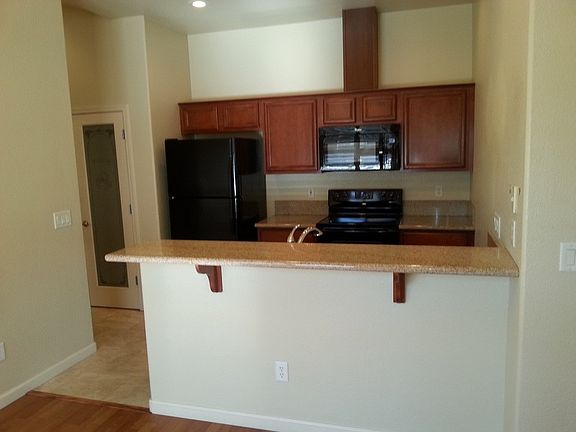 4th image of 5626 Churchill Green Dr