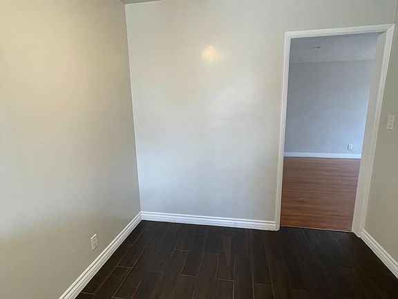 3rd image of 8542 Saturn St #1