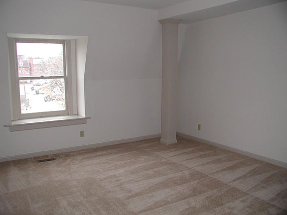 2nd image of 1918 Menard St #A