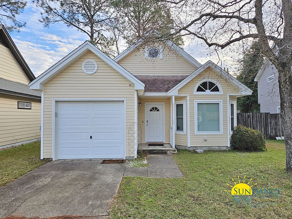 1st image of 2912 Bentwood Ln