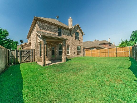 2nd image of 133 Briar Grove Dr