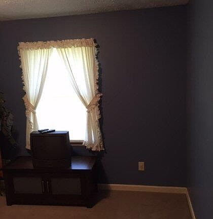 2nd image of 516 Savannah Ct