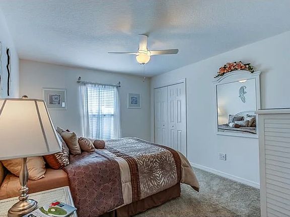 3rd image of 3069 Gulfport Ct