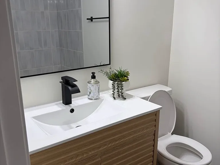 1712 Rosedale Ave — Photo 6