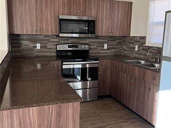 2nd image of 4001 Hawthorne Ave