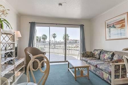 1st image of 6300 Seawall Blvd