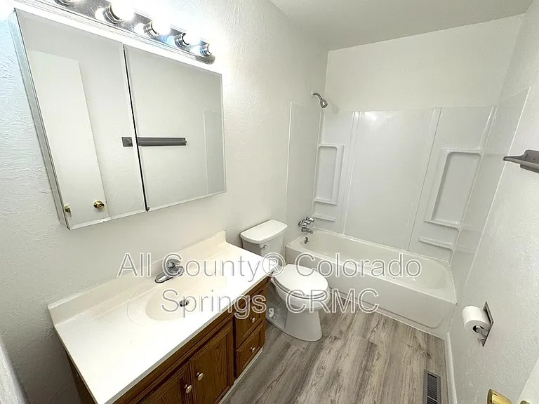 1515 Eagle View Dr — Photo 12
