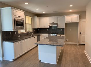 174 Parkwood, Irvine, CA 92620