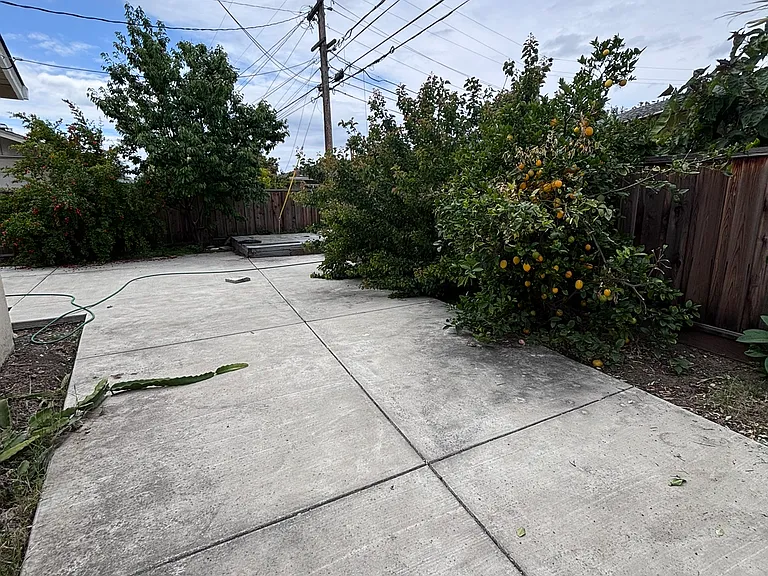 4901 Yellowstone Park Dr — Photo 30