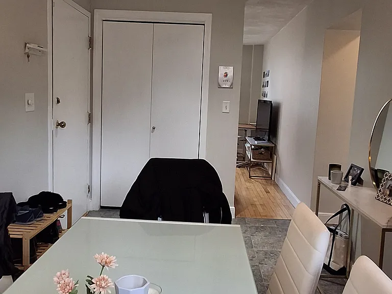 110 Riverway #4 — Photo 16
