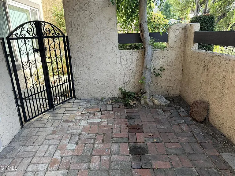 277 E Sierra Madre Blvd #16C — Photo 15