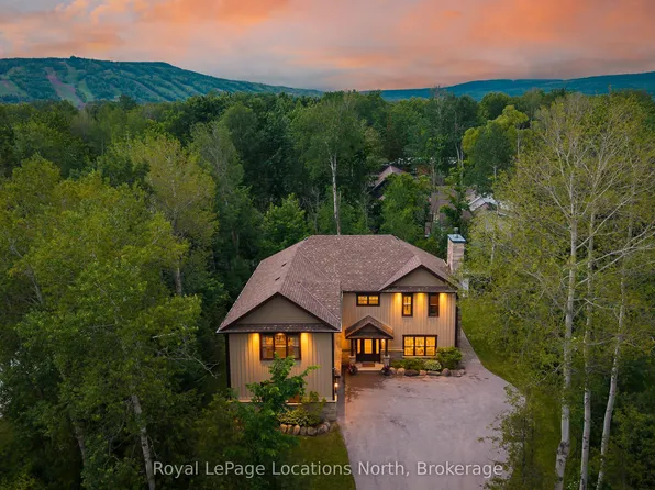 4 Woodview Dr, Clearview, ON L9Y 3Y9