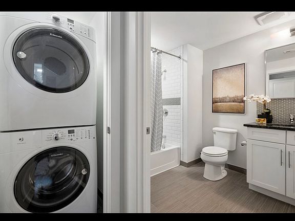 4th image of 1501 Commonwealth Ave #304
