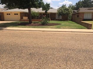 1610 E Paseo Cir, Brownfield, TX 79316