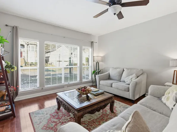 5117 W Oak Highland Dr, Antioch, TN 37013