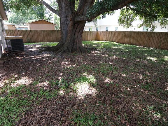 5th image of 3624 W Anderson Ave