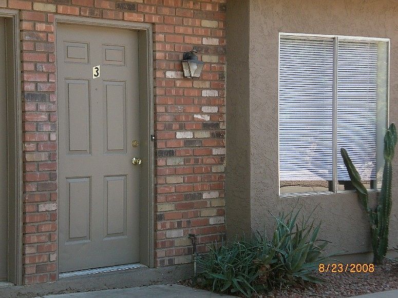 1st image of 1450 E Knoll Cir APT 3