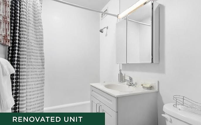 2nd image of 96 Mount Vernon St #8