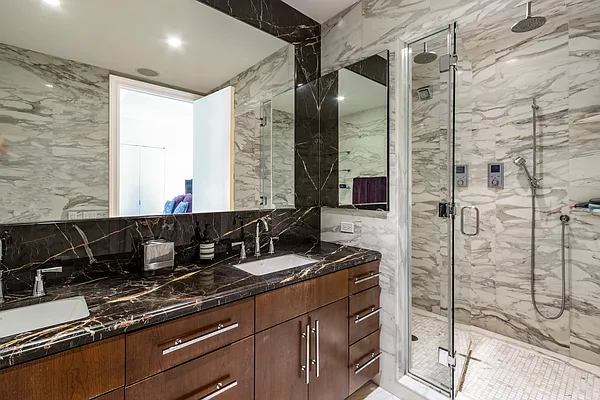 Sold by Compass | media 7
