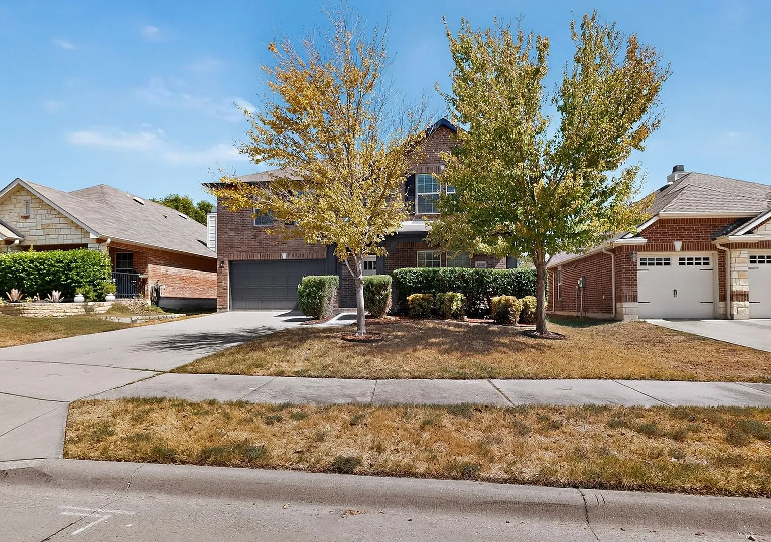 Spacious Renovation In Frisco Ready To Be Called Home — Photo 4