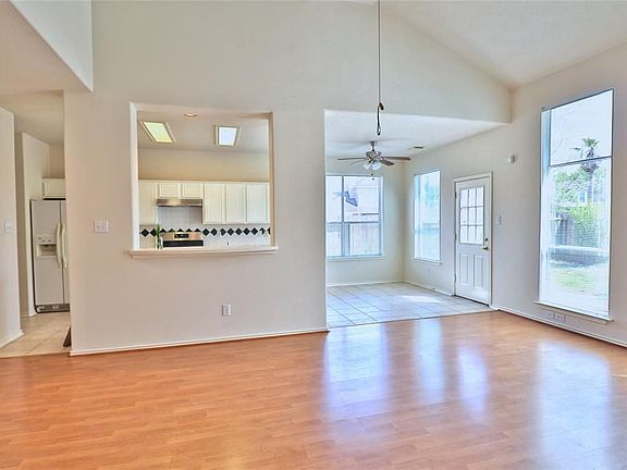 5th image of 8316 Diamond Way Ct