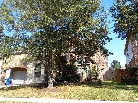 2nd image of 13710 Kingston River Ln