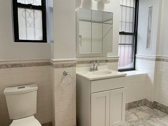 5th image of 326 Fort Washington Ave #1B