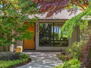 4240 94th Ave SE, Mercer Island, WA 98040